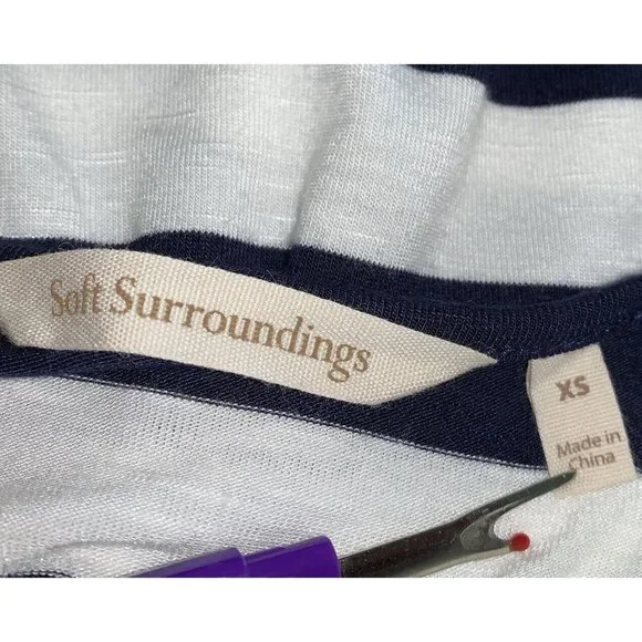 Soft Surroundings Sz XS Adrift Top Nautical Navy White Stripe Blouse Stretch EUC - Picture 7 of 8